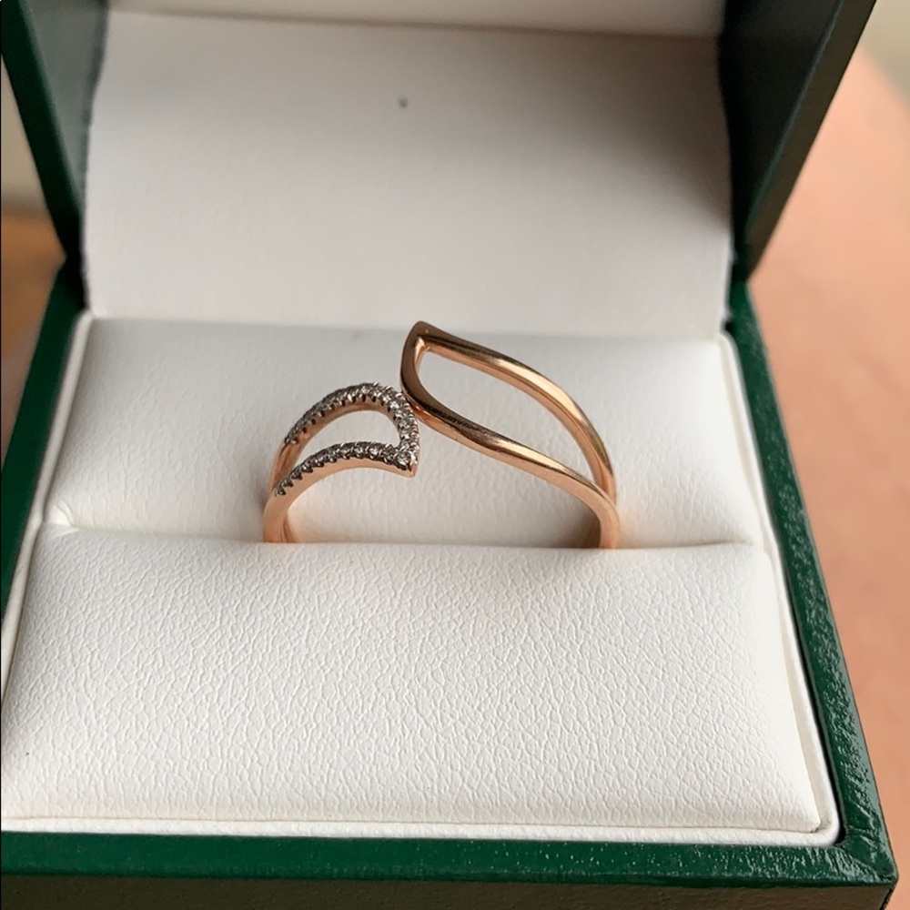Rose Gold and diamond leaf ring